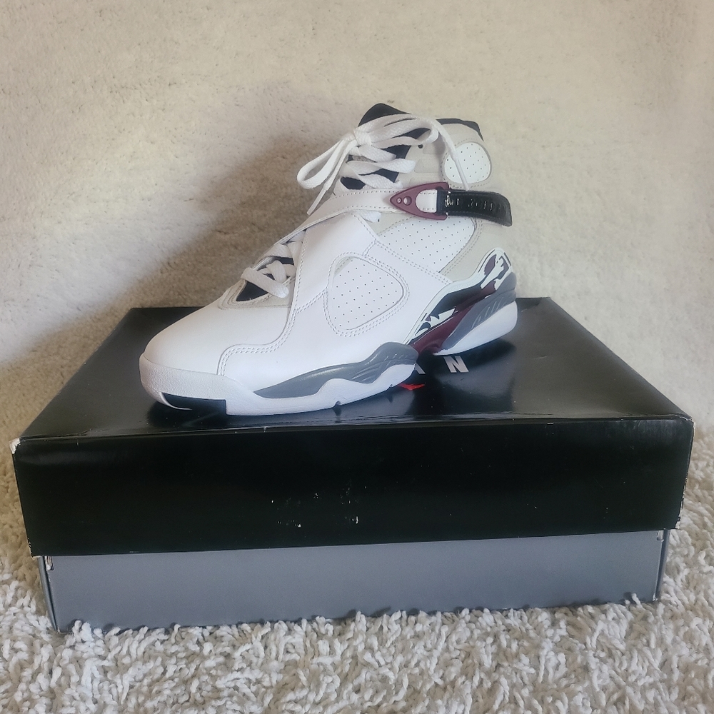 Air jordan retro 8 white, black , purple, gray authentic